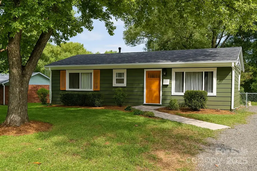 621 Reeves Court, Charlotte, NC 28208 - Image #3