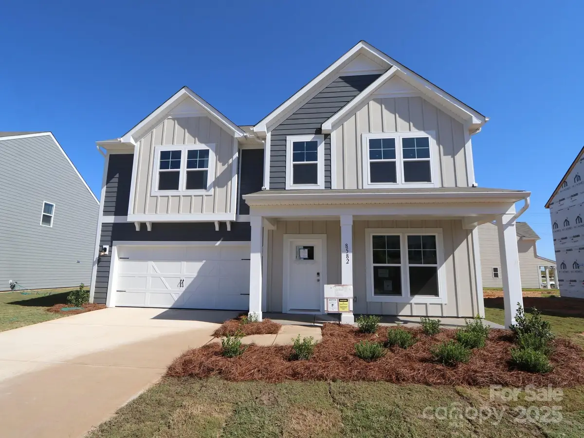 8582 Acadia Parkway, Sherrills Ford, NC 28673 - Image #1