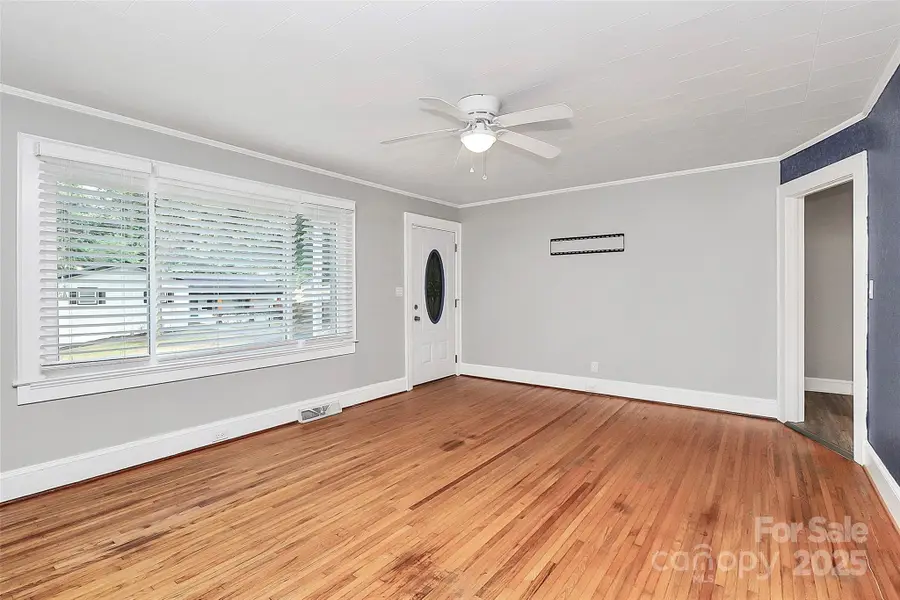 584 Allison Street Nw, Concord, NC 28025 - Image #2