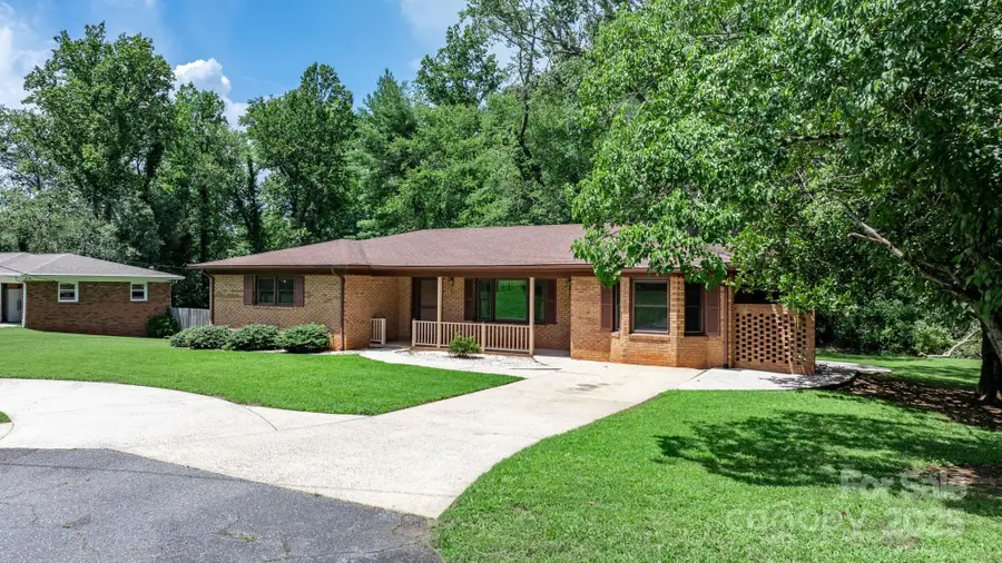 3195 Meadowbrook Street, Valdese, NC 28690 - Image #3