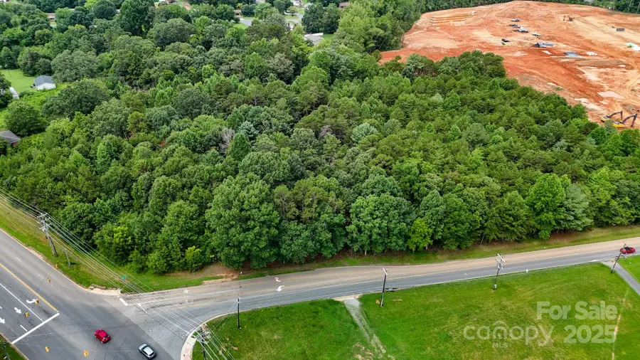 00 Kool Park Road Ne, Hickory, NC 28601 - Image #3