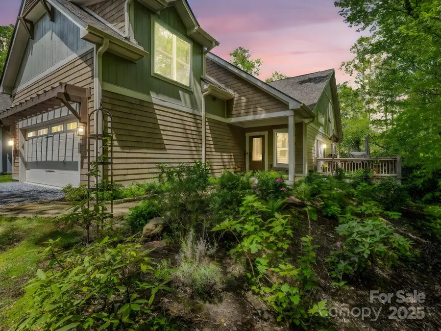29 Stonehollow Lane, Brevard, NC 28712 - Image #2