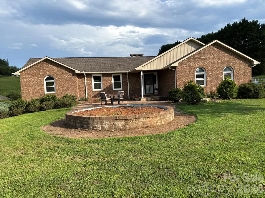 1633 Jamestown Road, Morganton, NC 28655 - Image #2