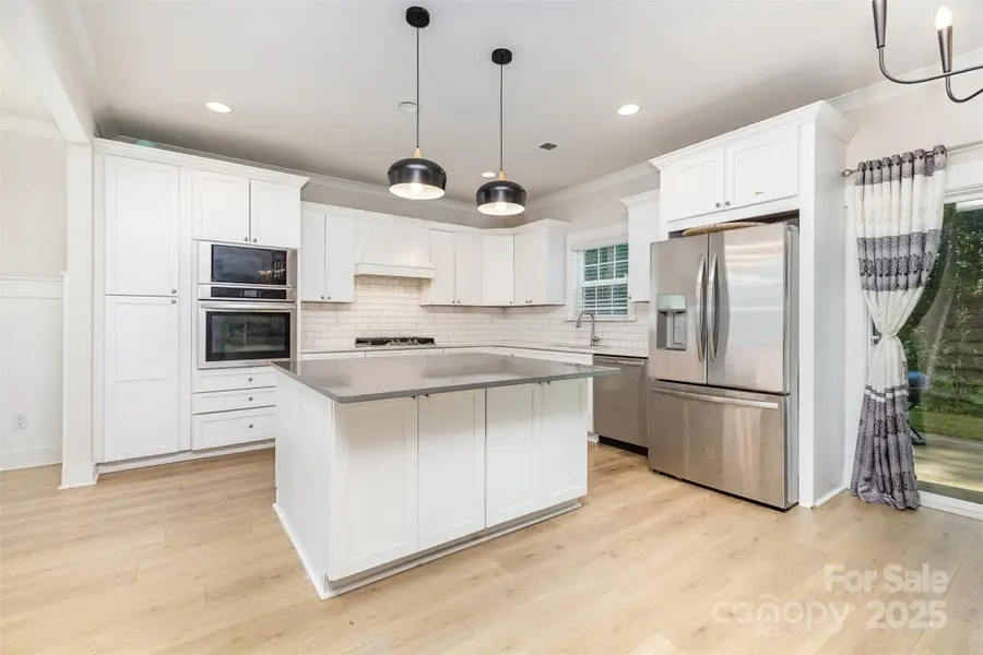 7725 Shalom Drive, Charlotte, NC 28216 - Image #3
