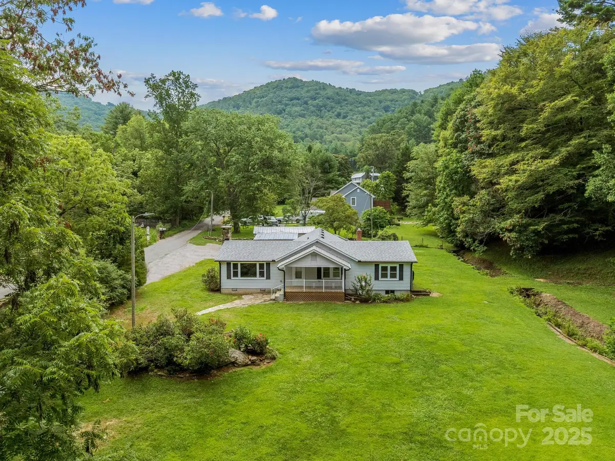 91 Rice Branch Road, Asheville, NC 28804 - Image #1