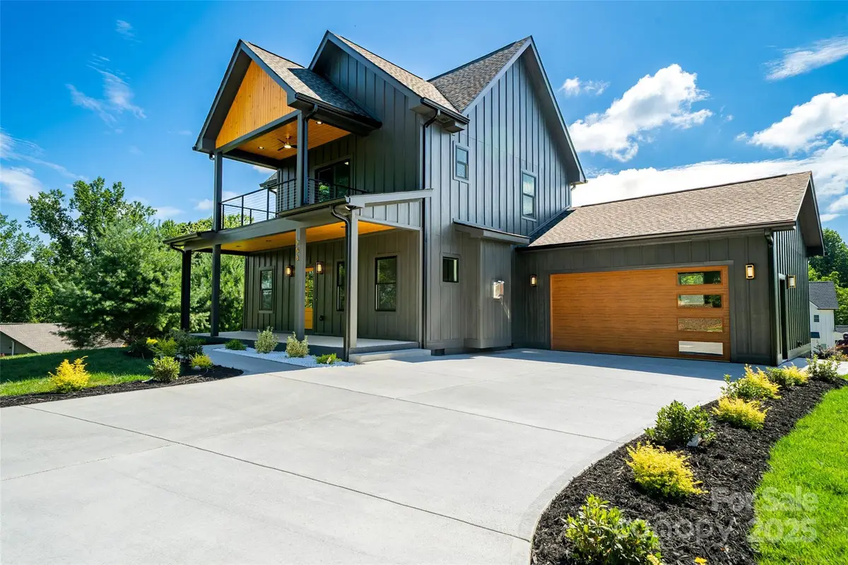 253 Eagles Eye Drive, Hendersonville, NC 28792 - Image #1