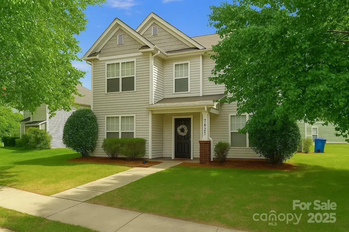 7621 Rolling Meadows Lane, Huntersville, NC 28078 - Image #1