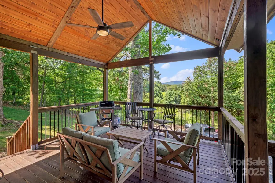 211 Wimbledon Court, Leicester, NC 28748 - Image #3