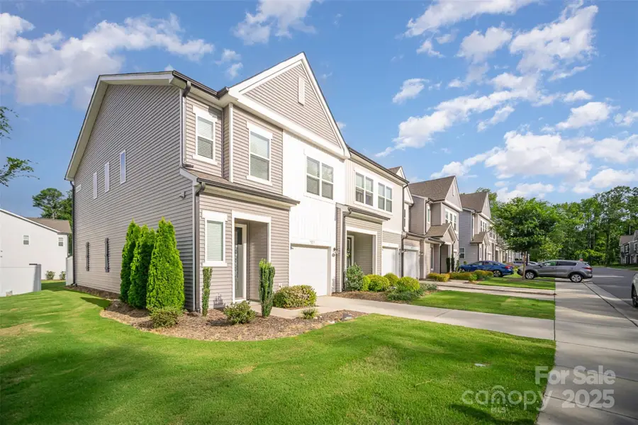 9213 Widden Way, Charlotte, NC 28269 - Image #2