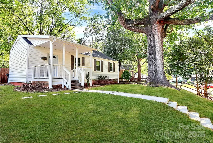 1515 Winston Drive, Charlotte, NC 28205 - Image #2