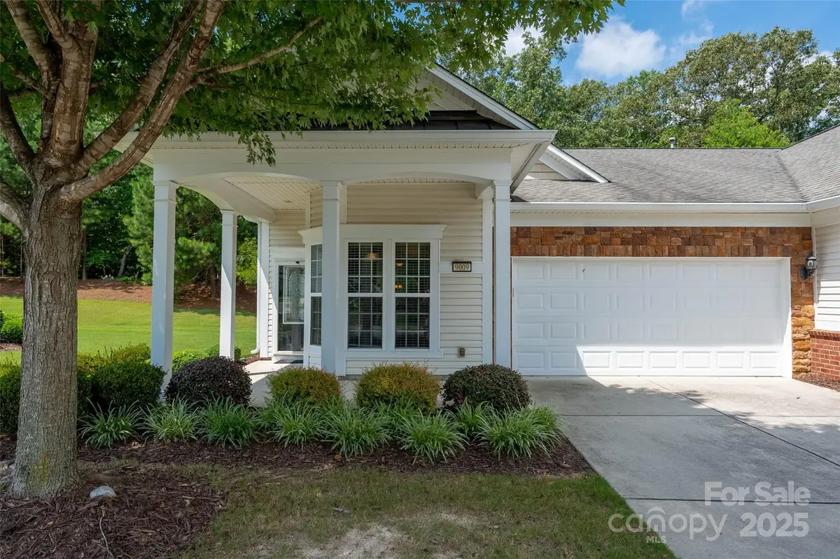 9009 Smokey Hill Lane, Fort Mill, SC 29707 - Image #1