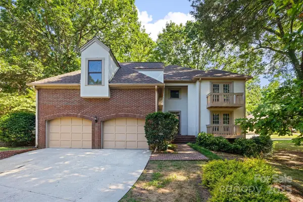 5206 Dunrobin Lane, Charlotte, NC 28226