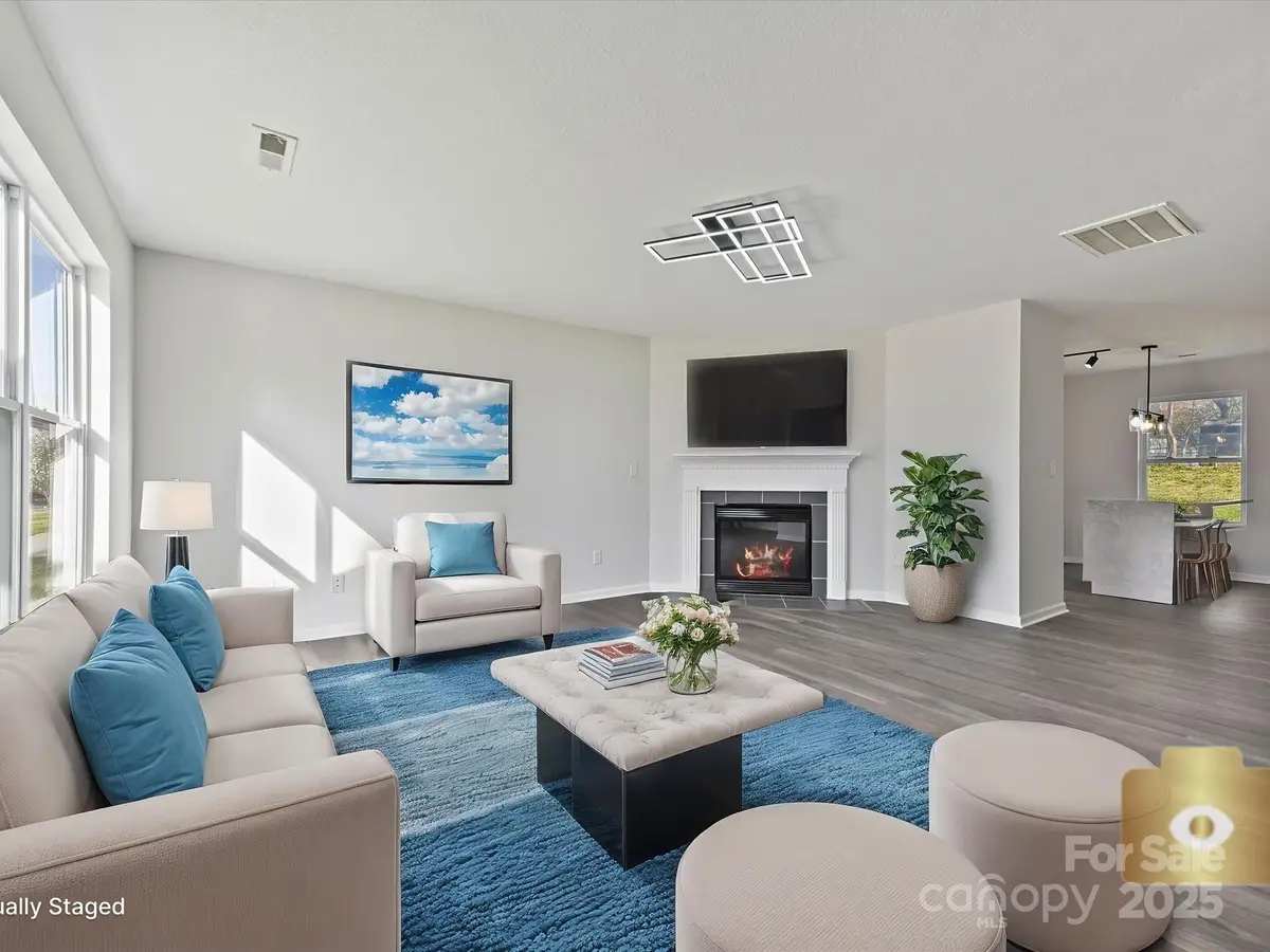 3201 Decapolis Drive, Charlotte, NC 28215 - Image #1