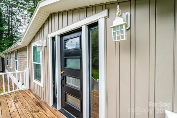 1690 Falls Road Nw, Valdese, NC 28690