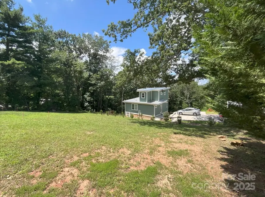 16 Mountain Song Lane, Asheville, NC 28806 - Image #2