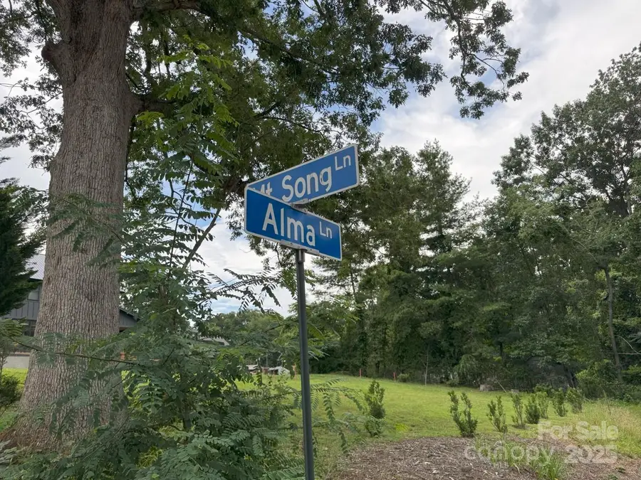 16 Mountain Song Lane, Asheville, NC 28806 - Image #3