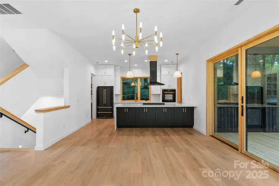 43 Waynesville Avenue, Asheville, NC 28806 - Image #3