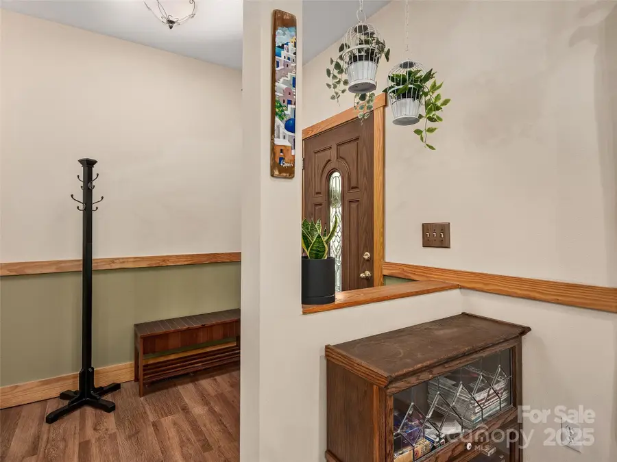 264 Charming Lane, Hendersonville, NC 28792 - Image #3