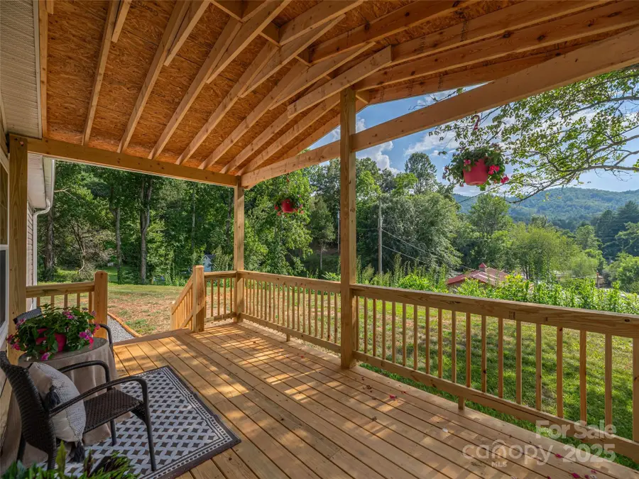 15 Joe Davis Road, Sylva, NC 28779 - Image #2