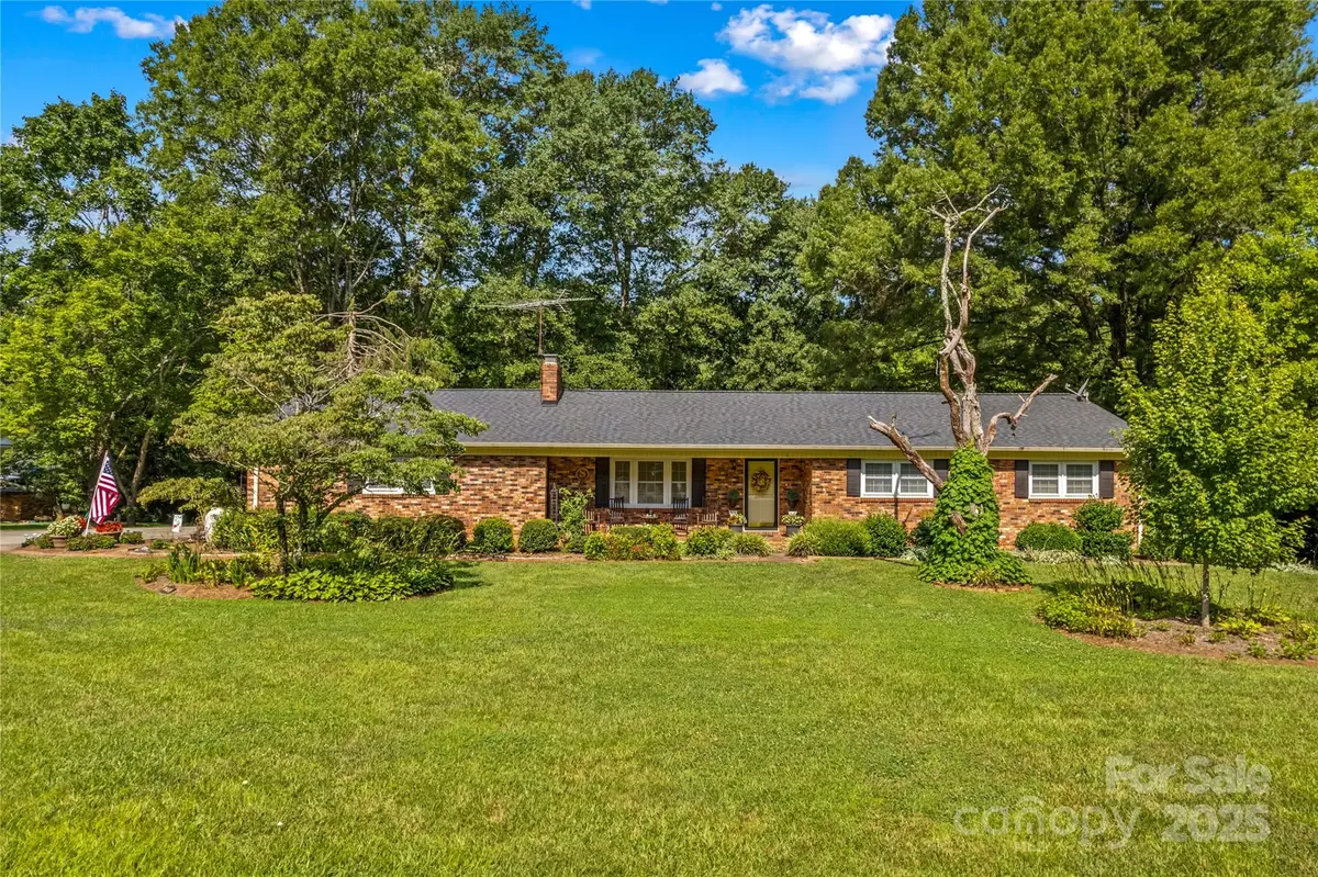 270 Lewis Ferry Road, Statesville, NC 28625 - Image #1