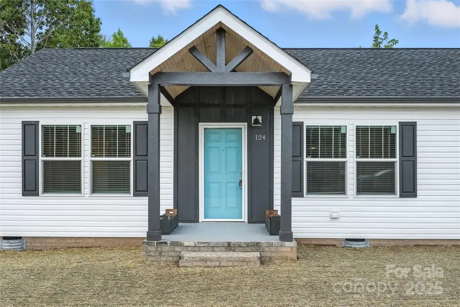 124 Dayton Road, Dallas, NC 28034 - Image #2