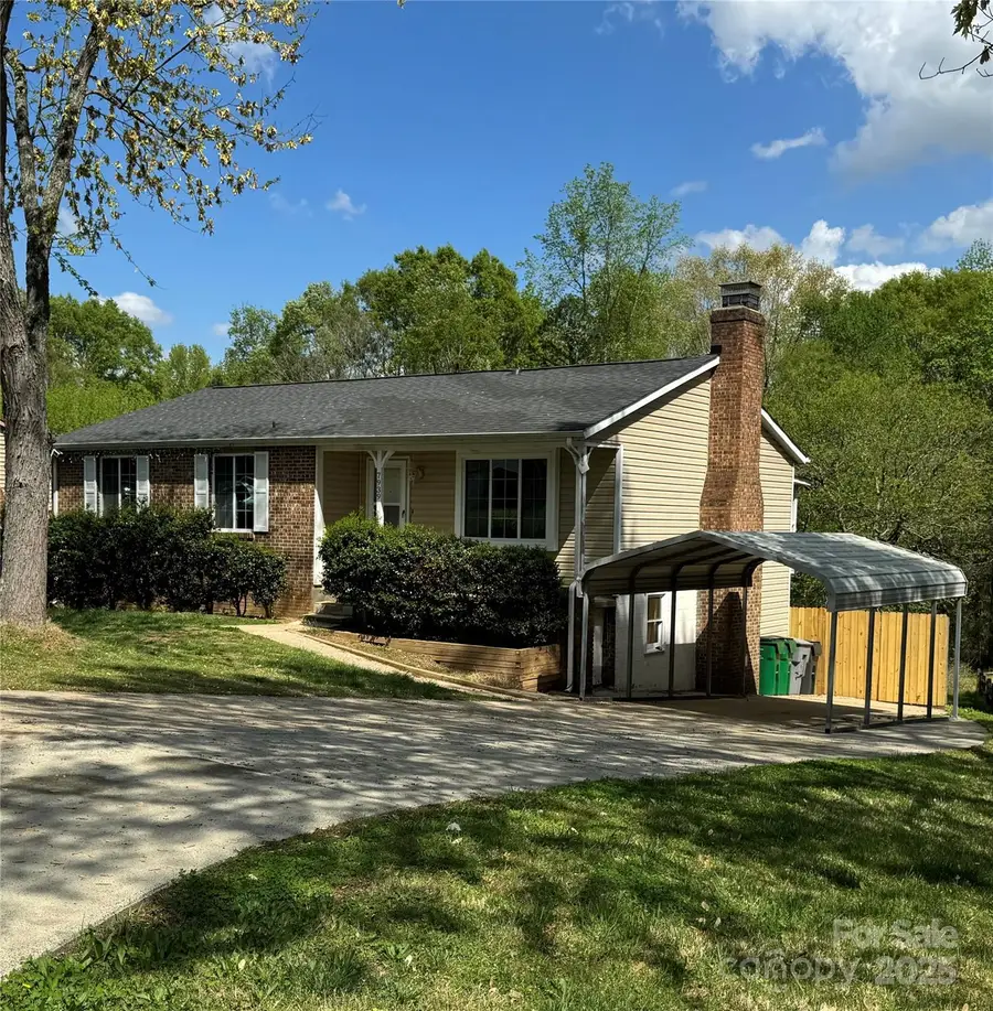 7939 Holly Hill Road, Charlotte, NC 28227 - Image #2