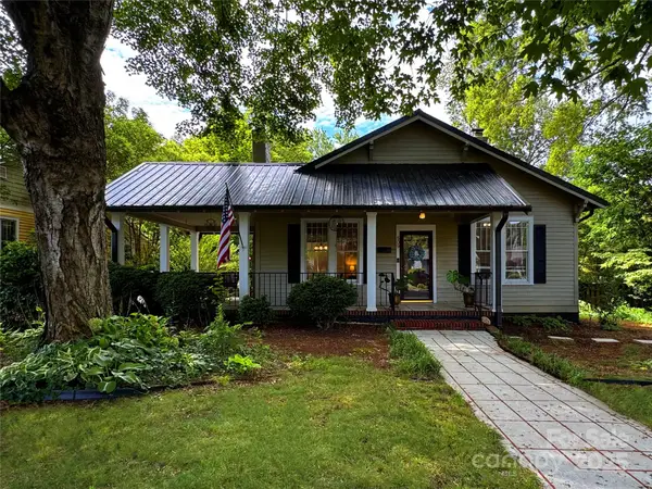 509 W 8th Street, Newton, NC 28658