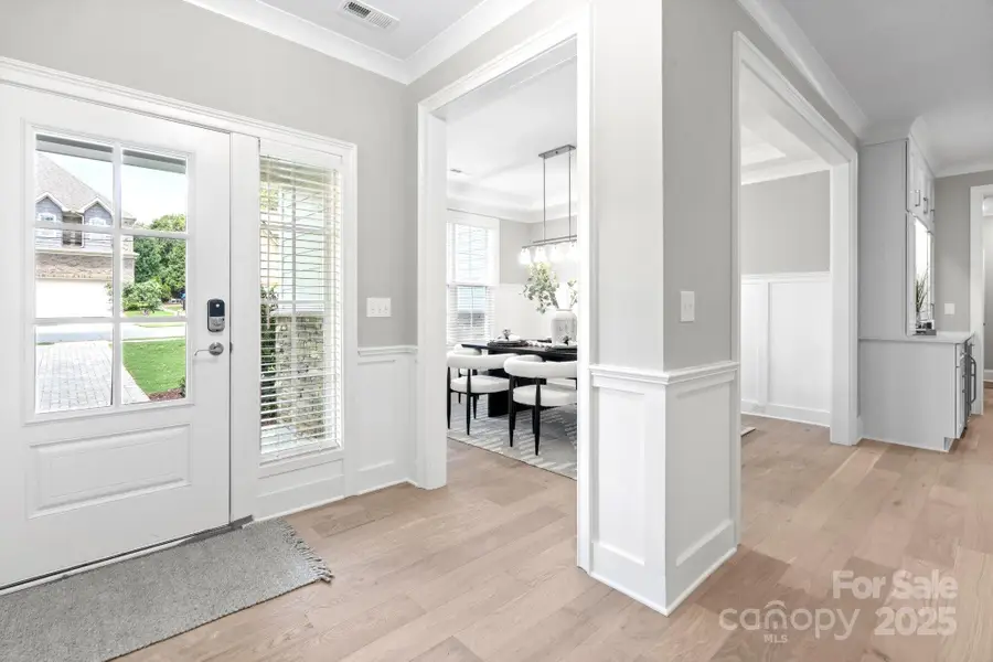 6910 Providence Lane W, Charlotte, NC 28226 - Image #3