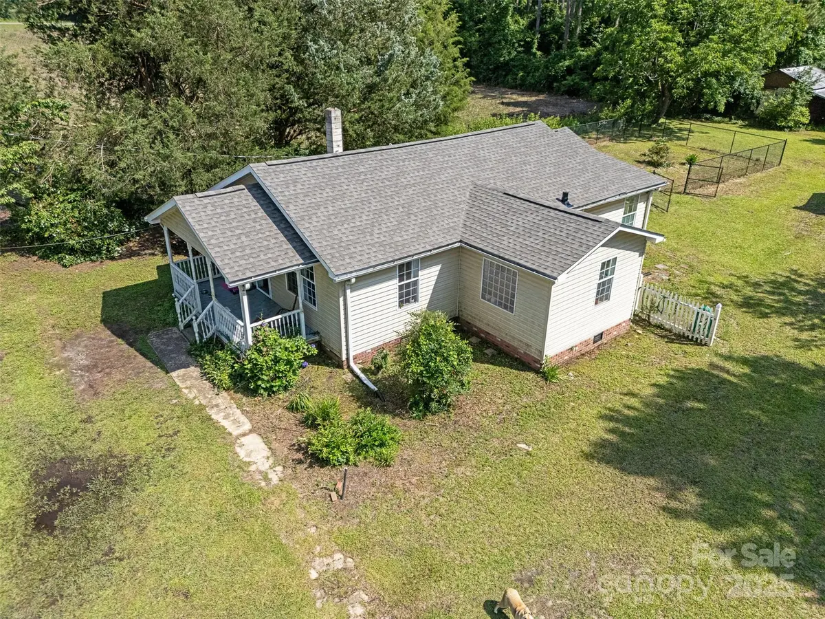 944 Cain Road, Saint Pauls, NC 28384 - Image #1