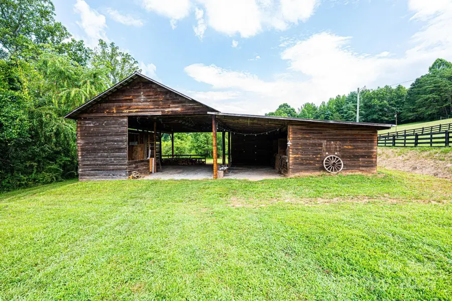 1870 Guildwood Place Se, Hudson, NC 28638 - Image #3