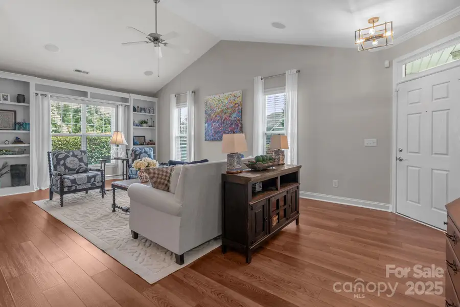 2904 Autumn Harvest Lane, Charlotte, NC 28269 - Image #3