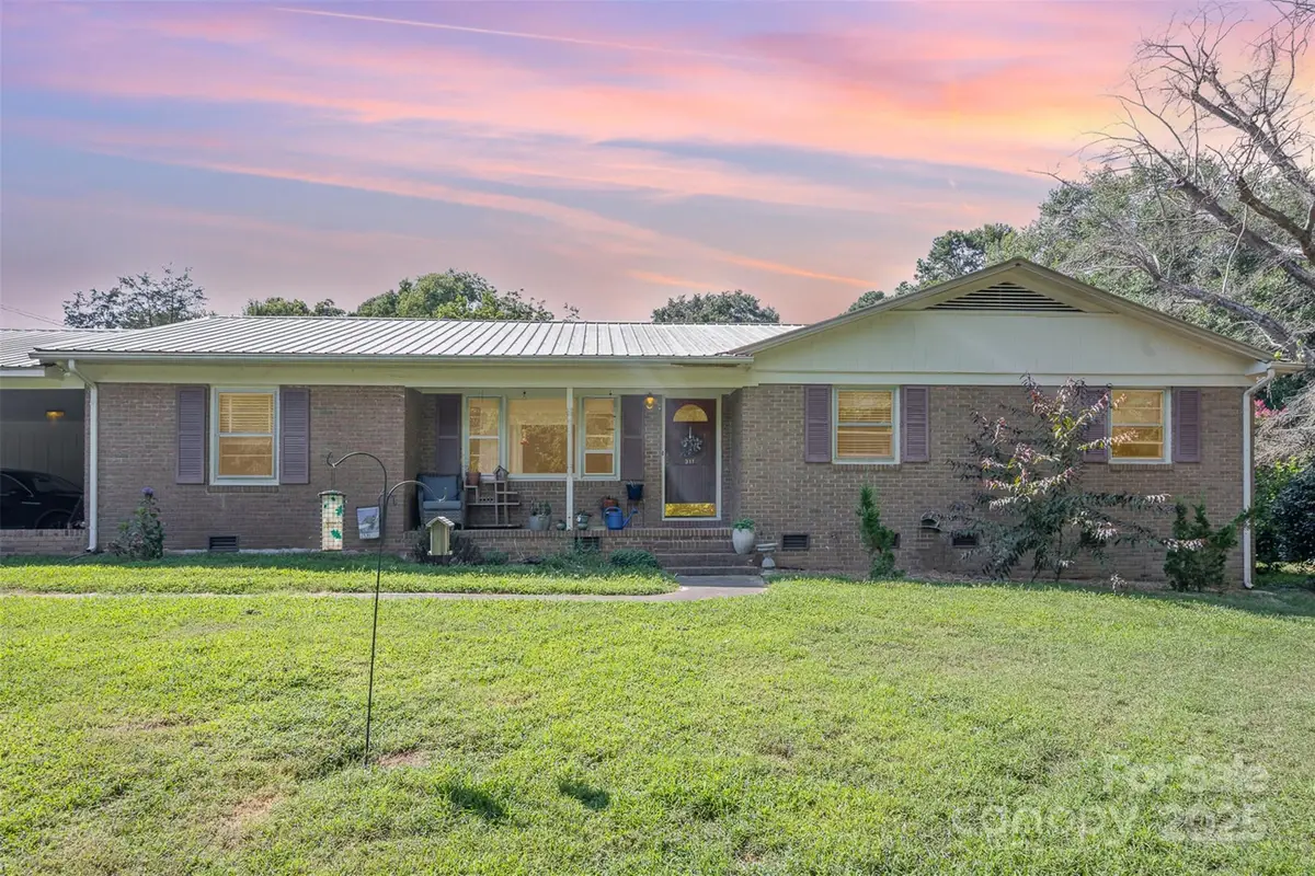 311 Rollingwood Drive, Stanley, NC 28164 - Image #1