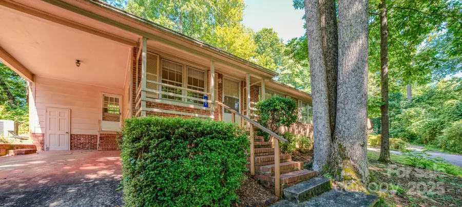 17 Sitar Lane, Saluda, NC 28773 - Image #3