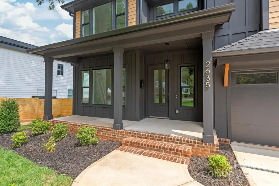 2635 Phillips Avenue, Charlotte, NC 28208 - Image #2