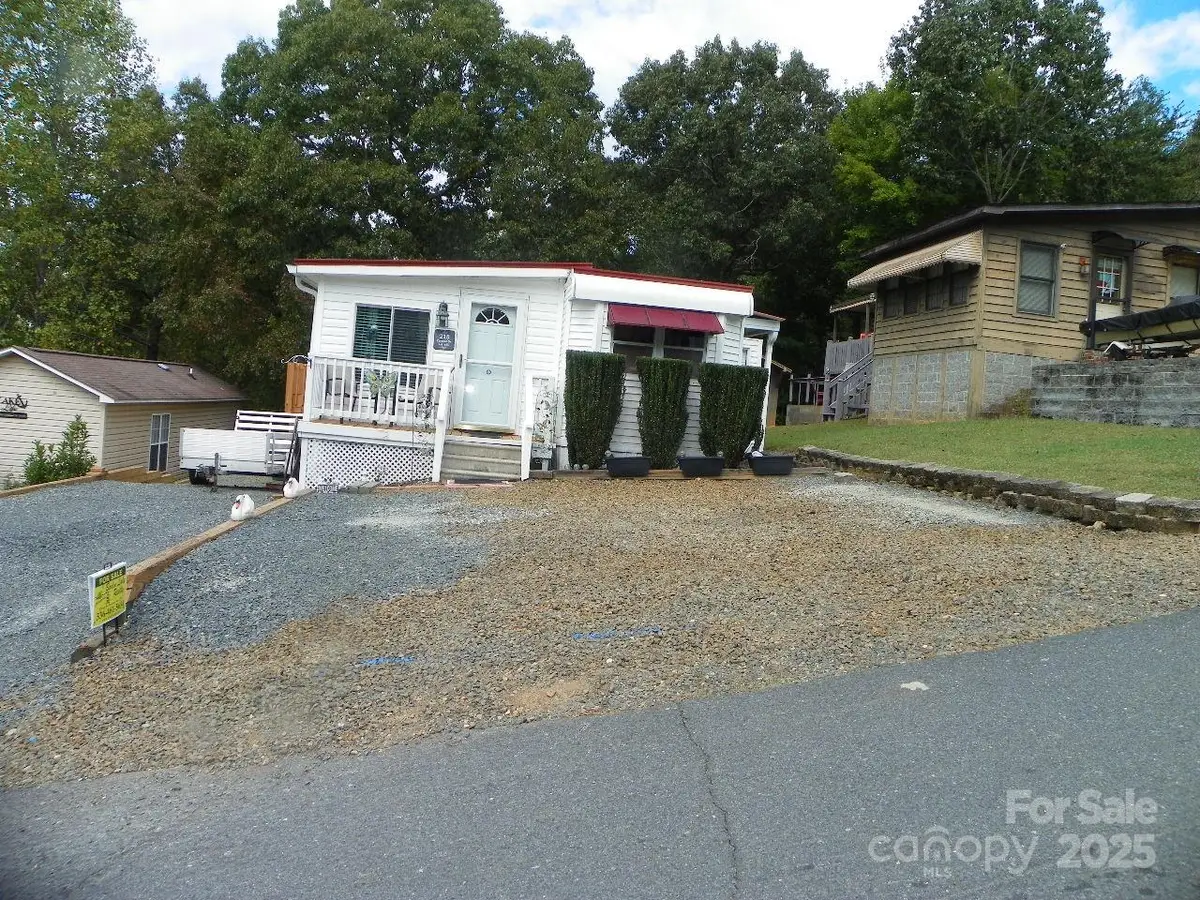 218 Cardinal Drive, New London, NC 28127 - Image #1