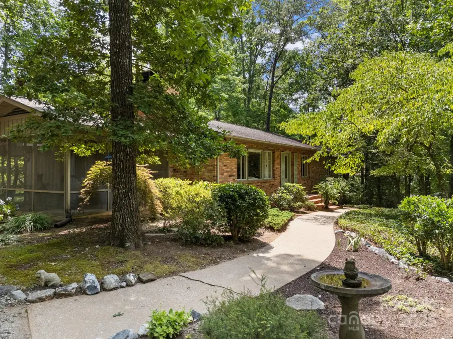 60 Overlook Drive, Columbus, NC 28722 - Image #3