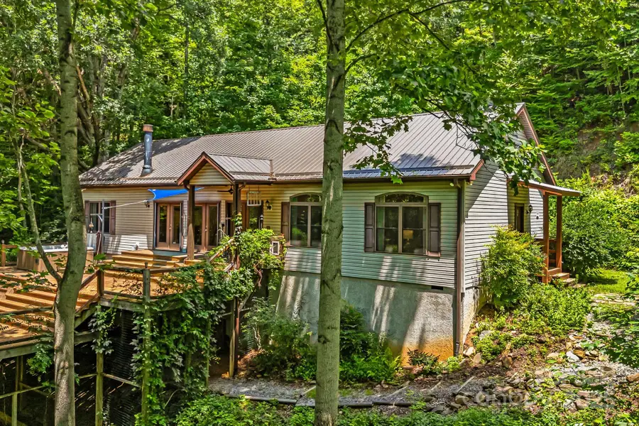 28 Back Stage Pass, Canton, NC 28716 - Image #2