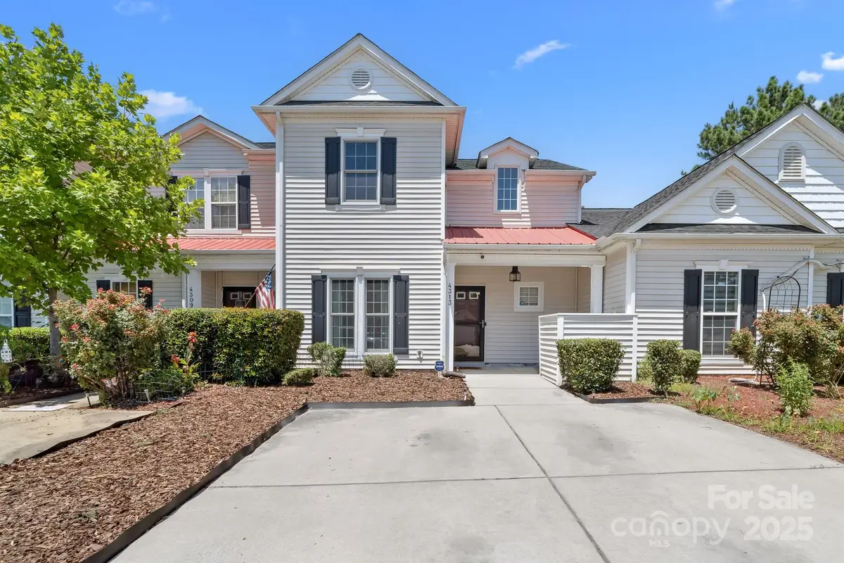 4313 Eaves Lane, Charlotte, NC 28215 - Image #1