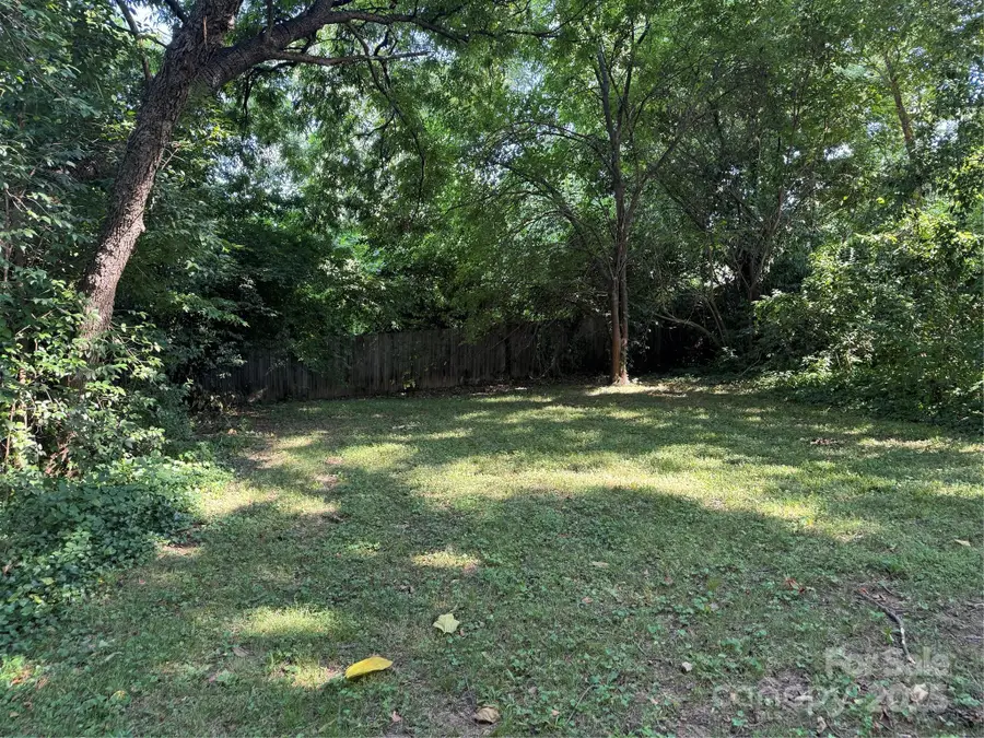 1909 Garibaldi Avenue, Charlotte, NC 28208 - Image #3