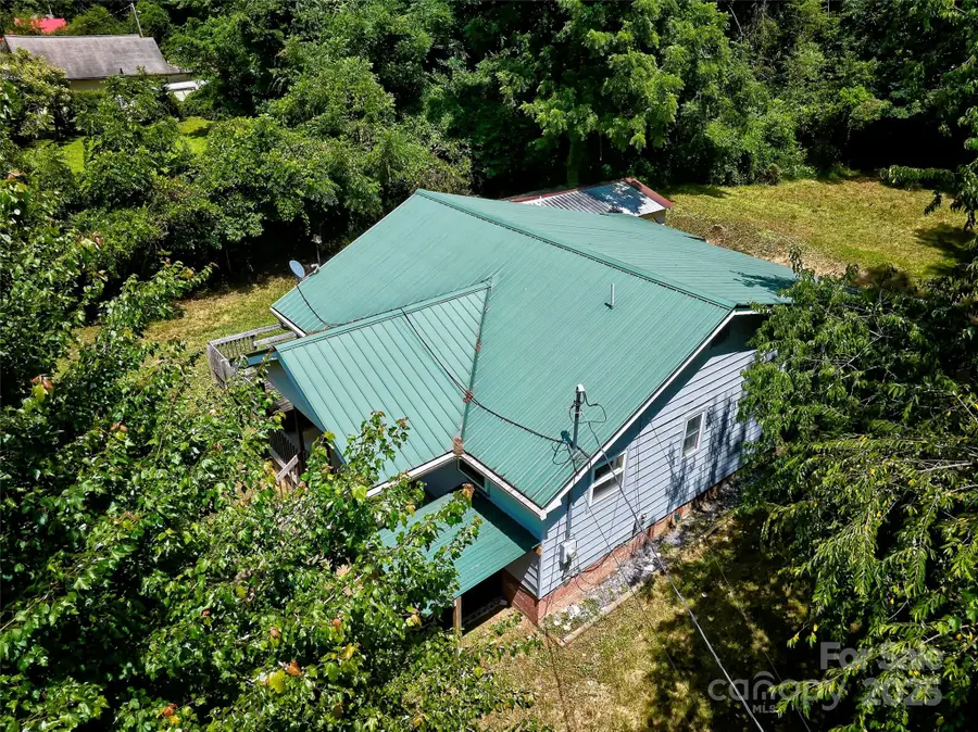 111 Kenneth Cooper Road, Whittier, NC 28789 - Image #2