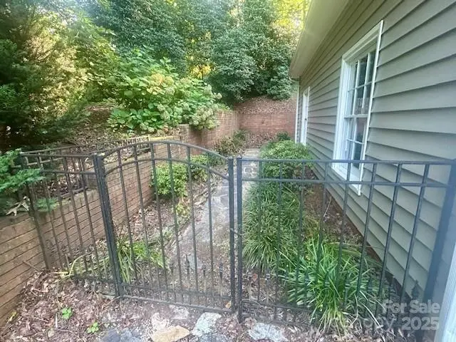 252 Deerfield Street Se, Lenoir, NC 28645 - Image #3