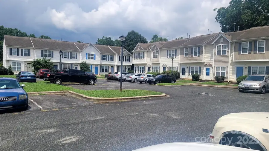 3129 Nevin Place Drive, Charlotte, NC 28269 - Image #2