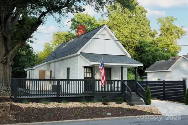 452 Harris Street Nw, Concord, NC 28025