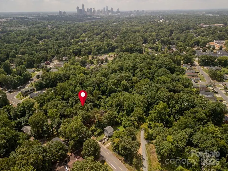 2101 Newland Road, Charlotte, NC 28216 - Image #2