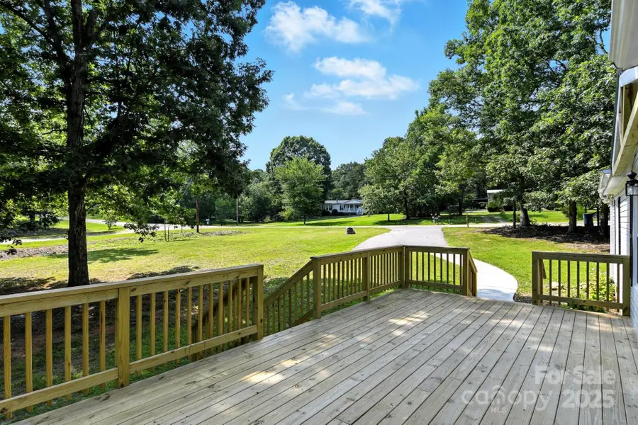 2734 Orangewood Lane, Newton, NC 28658 - Image #3