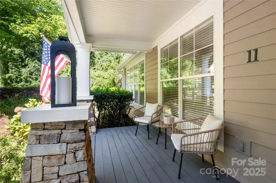 11 Town Circle, Flat Rock, NC 28731 - Image #2