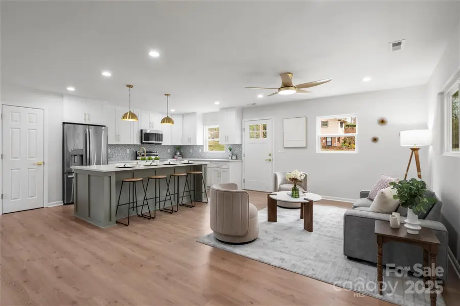 902 N Mountain Street, Cherryville, NC 28021 - Image #3