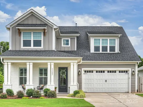 13627 Tranquil Day Drive, Matthews, NC 28105