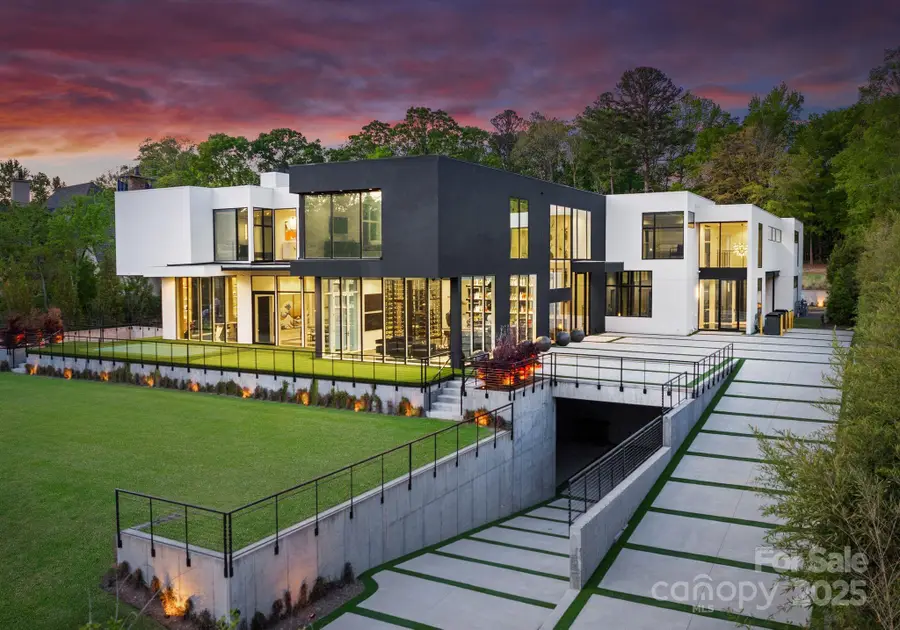 4817 Carmel Park Drive, Charlotte, NC 28226 - #2