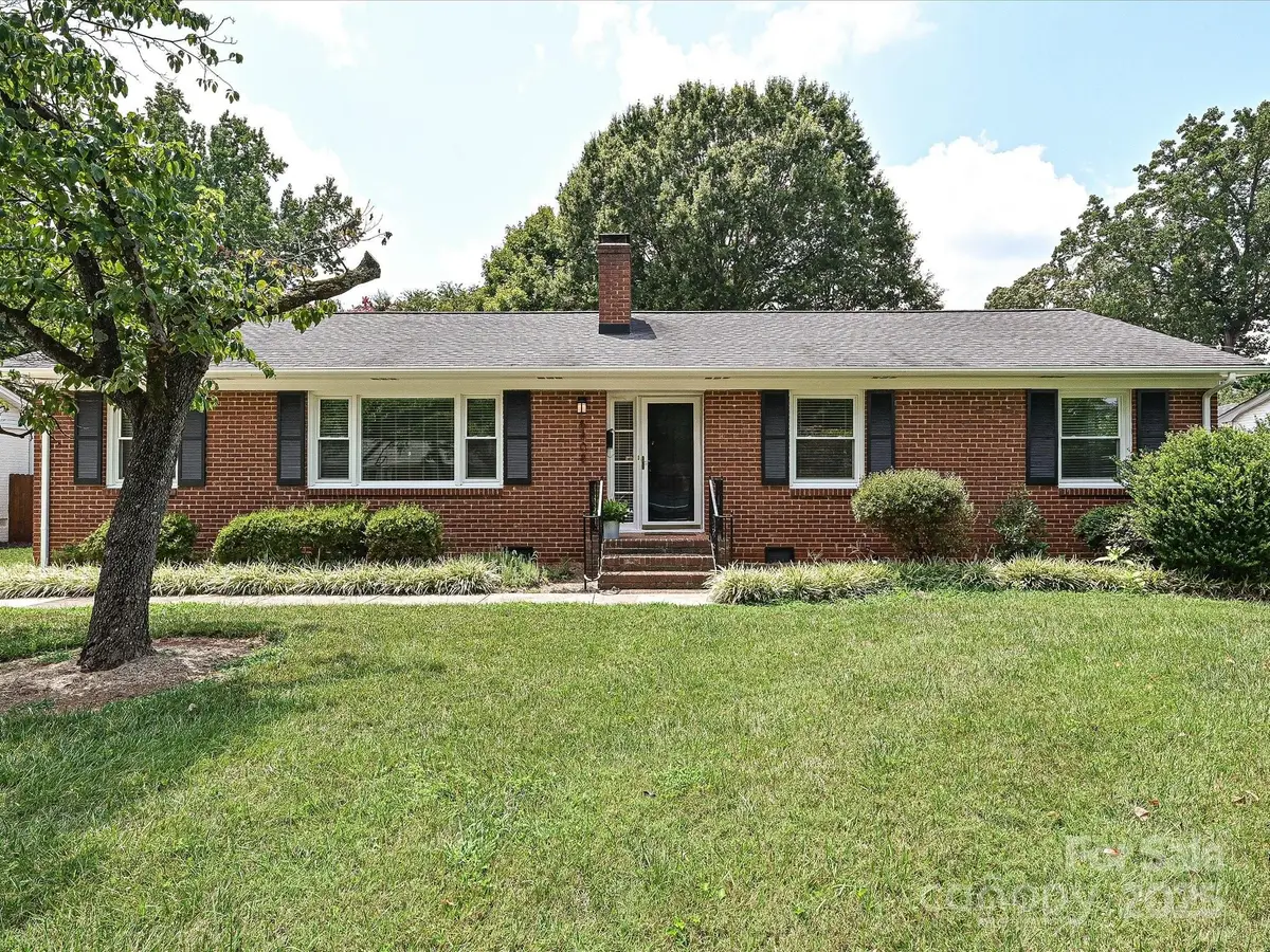 5408 Valley Forge Road, Charlotte, NC 28210 - Image #1